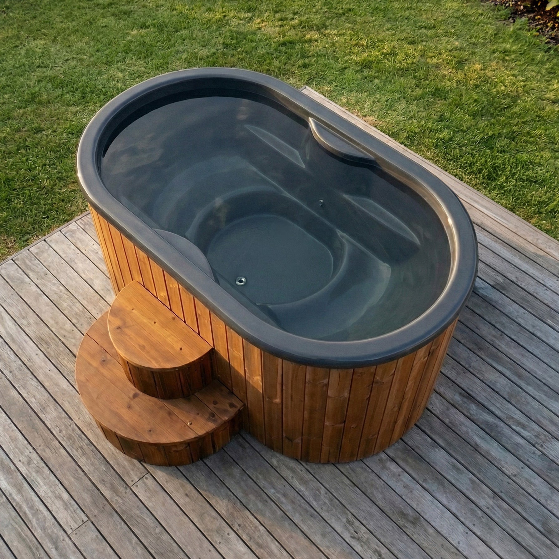 SaunaLife S2N 2-Person Cold Plunge & Hot Immersion Tub SaunaLife